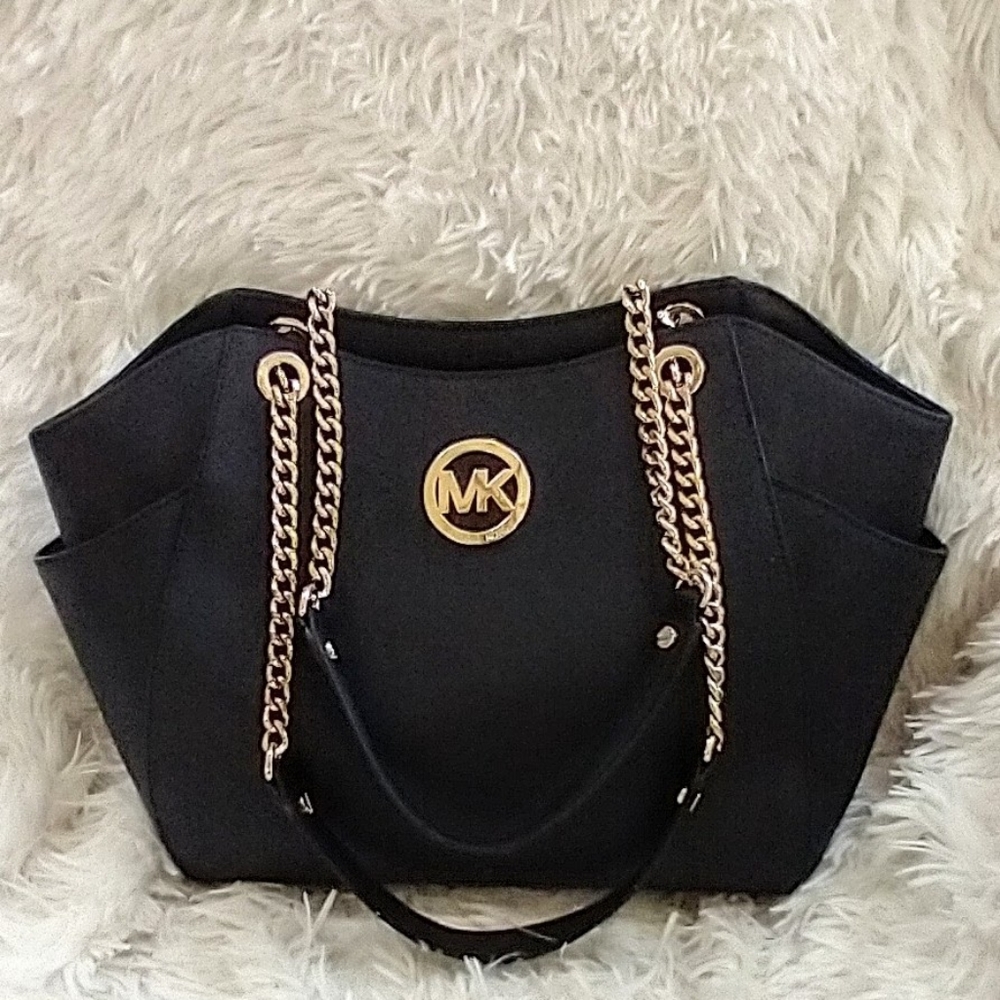 Michael Kors Black Leather Jet Set Tote Bag